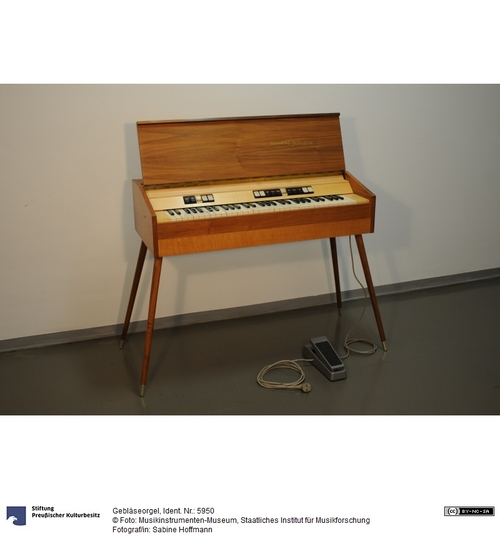 Musikinstrumenten-Museum, Staatliches Institut für Musikforschung / Sabine Hoffmann [CC BY-NC-SA]