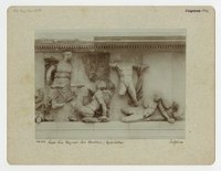 Pergamonaltar, Ostfries - Ausschnitt: Leto und Apollon