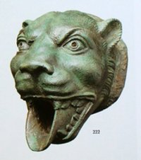 Brunnenausguss: Römischer Wasserspeier in Form eines Pantherkopfes