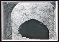 Qasr al-ʿAschiq (Qasr al-ʿAshiq, 4-centre pointed arch in undercroft)