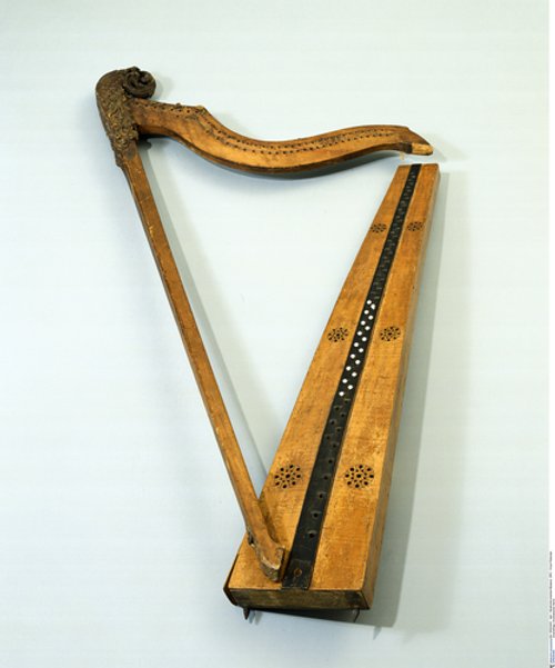 Musikinstrumenten-Museum, Staatliches Institut für Musikforschung / Knud Peter Petersen [CC BY-NC-SA]